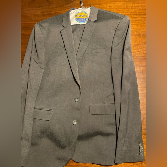 Express Suit - Picture 1 of 5